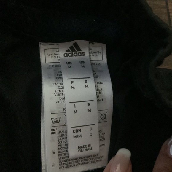 Shorts - Picture 2 of 2